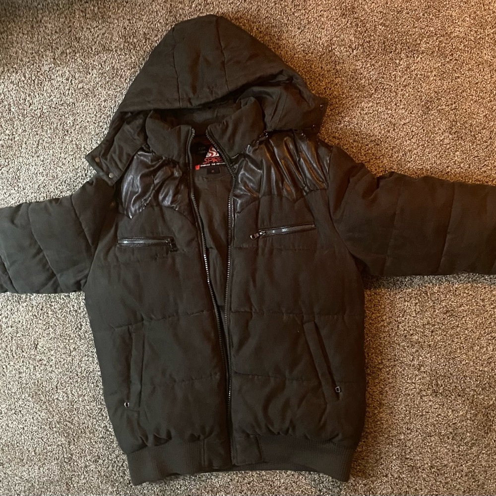 Brown Puffer Jacket with Hood and Quilted Design